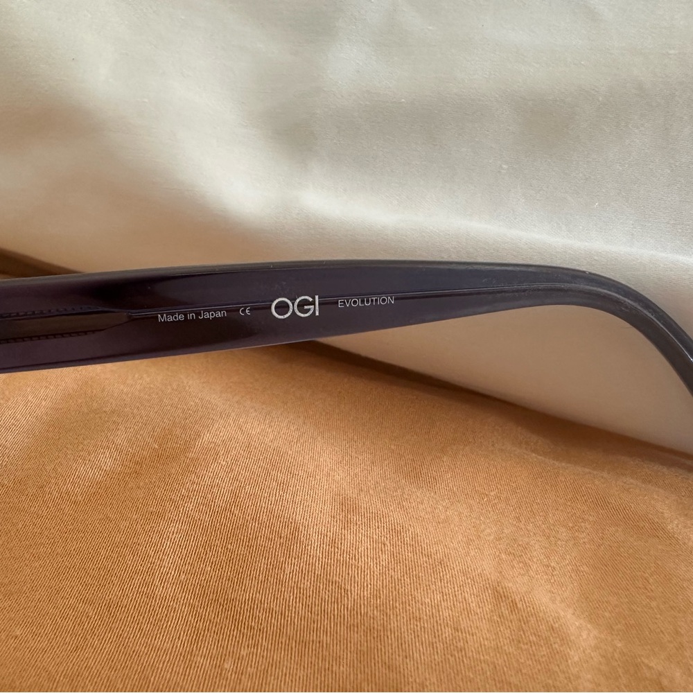 Ogi Tortoise Shell Rectangular Glasses - image 4